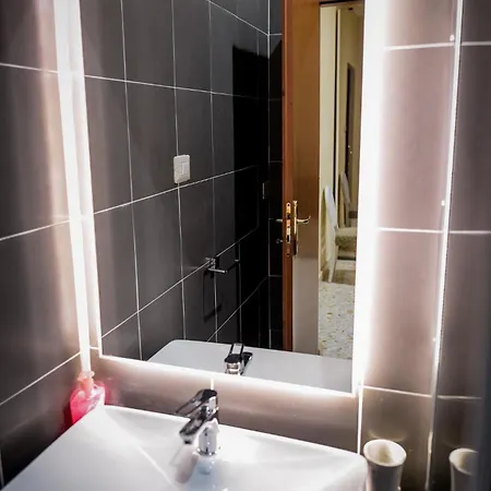 Bed and breakfast Garibaldi 3*